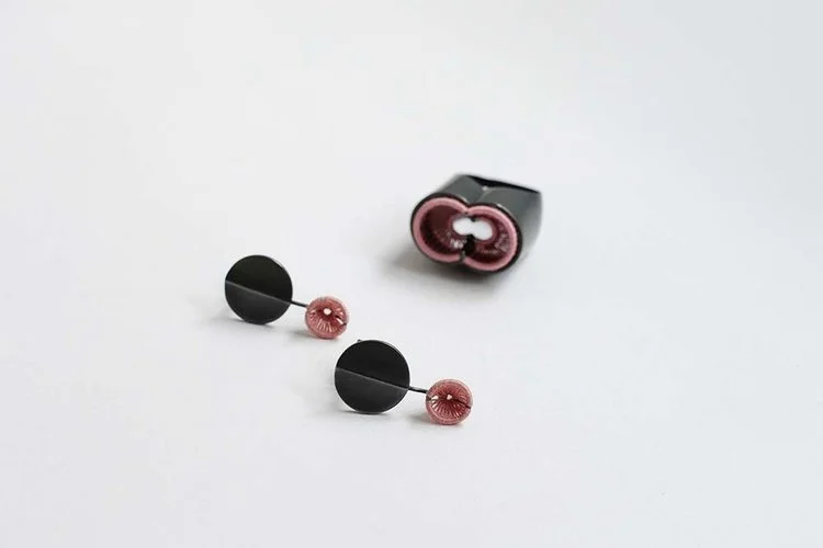 Announcement : New Collection by Toma Hilgenfeld
